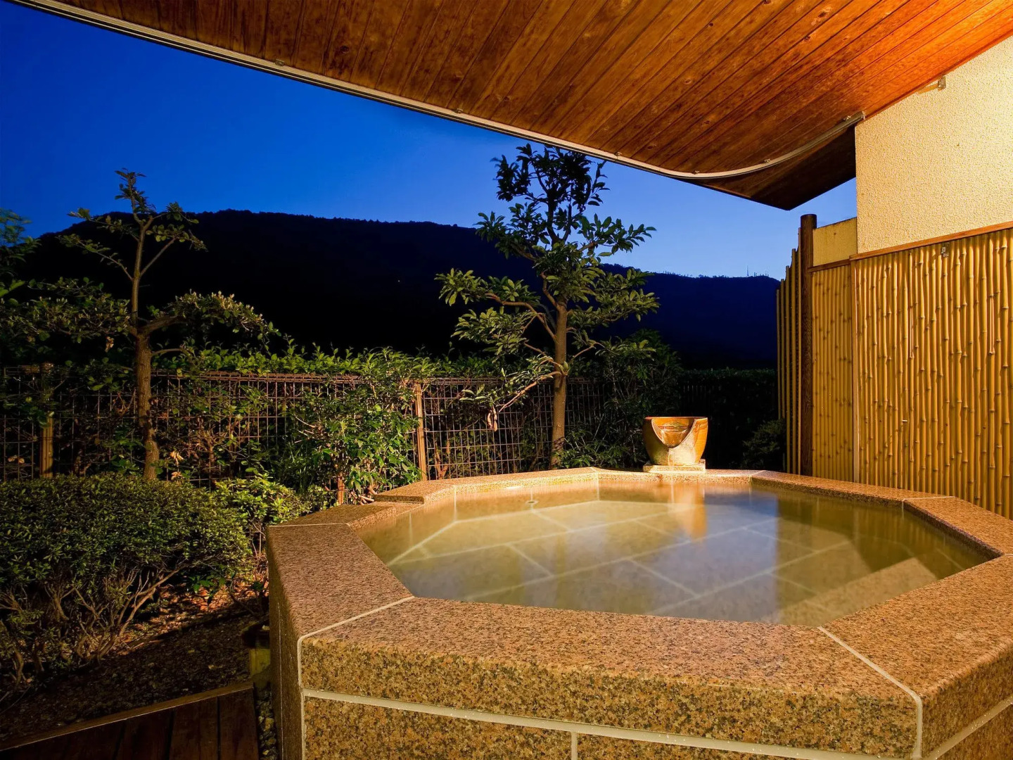 Yumoto Konpira Onsen Hananoyu Koubaitei