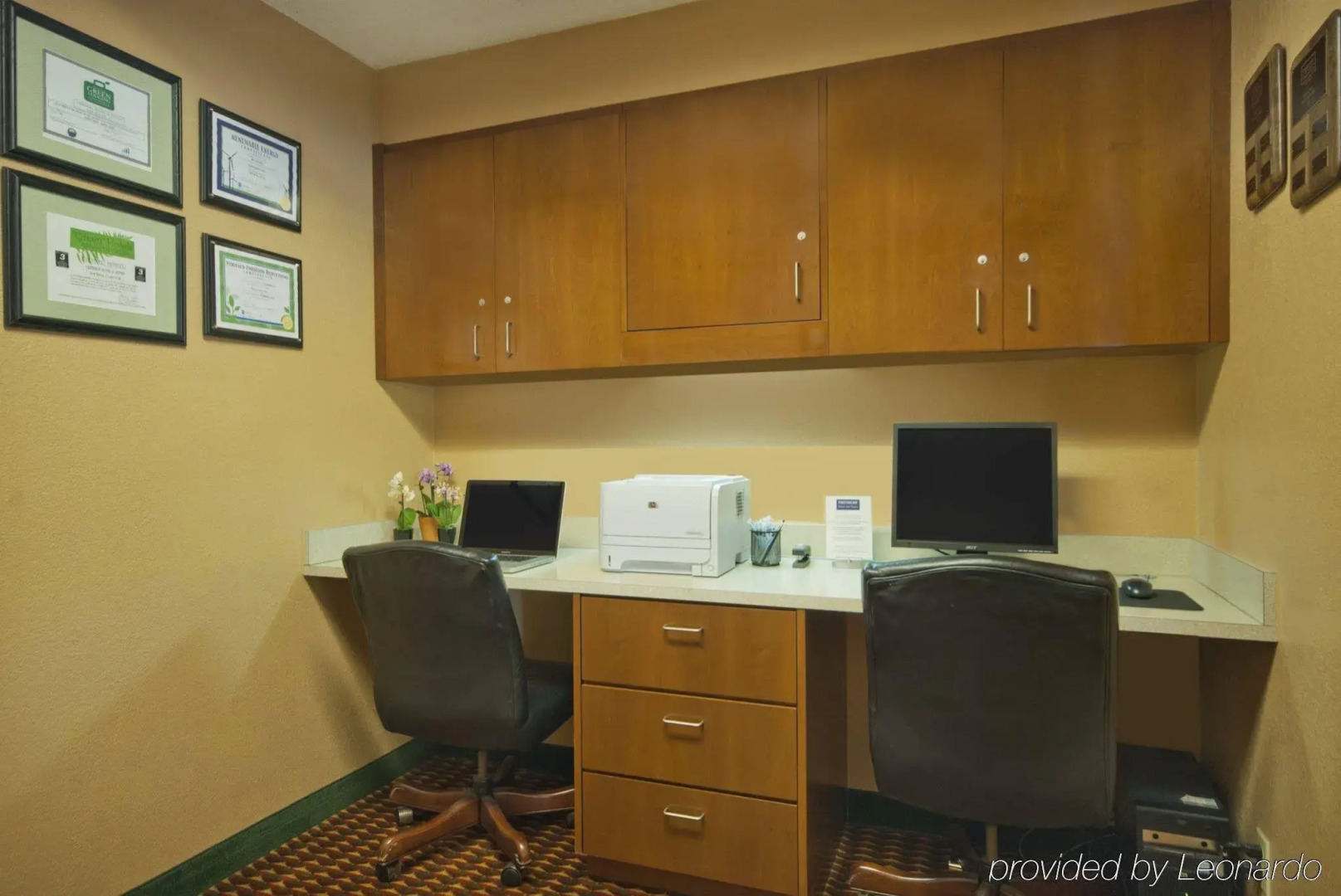 New Haven Village Suites