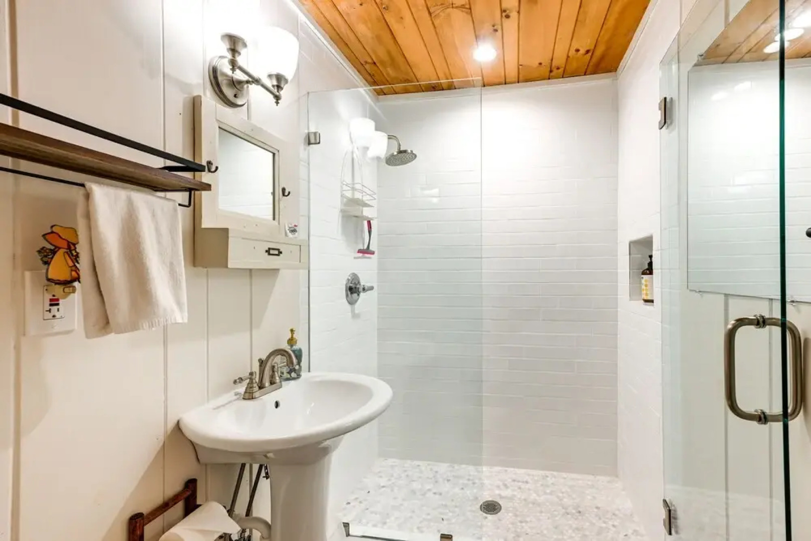 Highlands Vacation Rental - Walk to Mirror Lake!