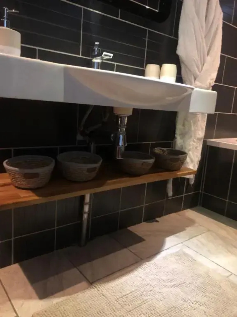 La suite cosy de Julie , un 2 pièces avec parking privé