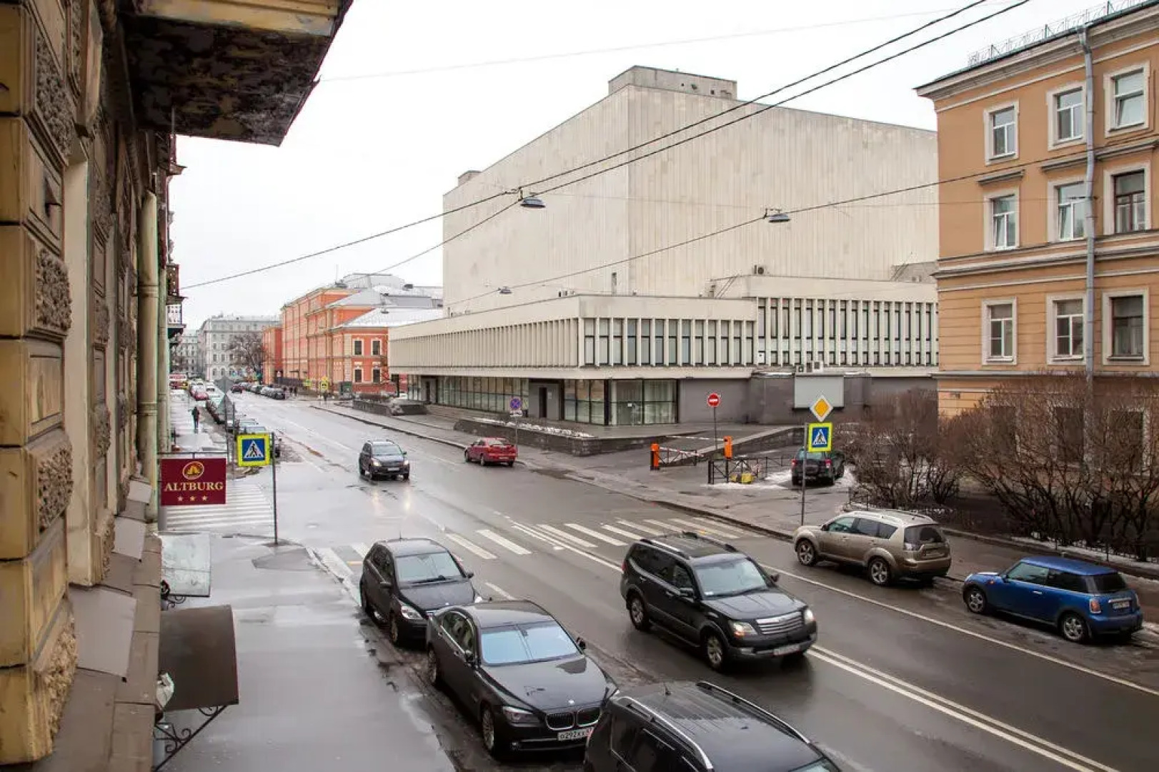 Отель Smart Welcome by Academia