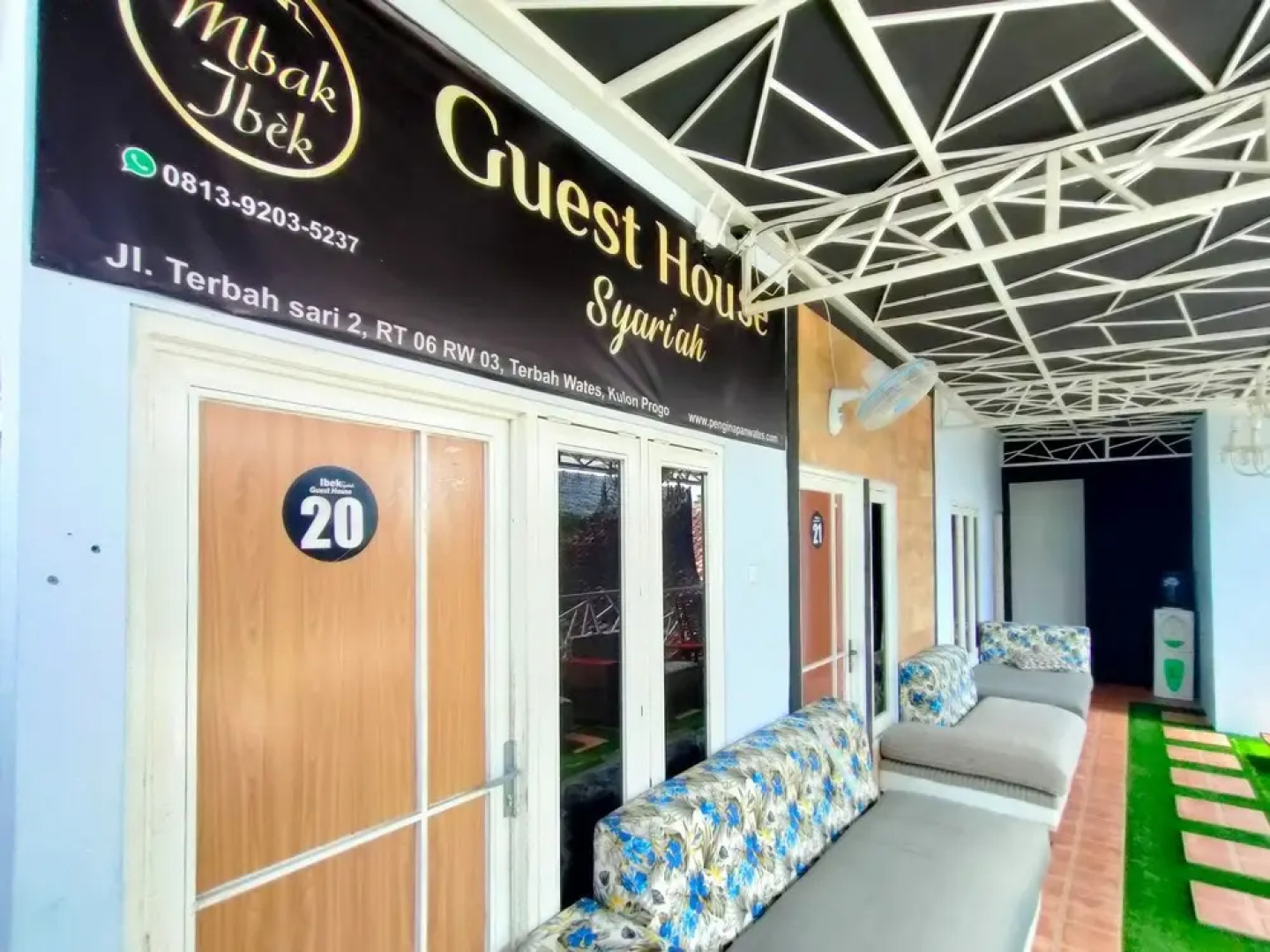 RedDoorz Syariah near Stasiun Wates