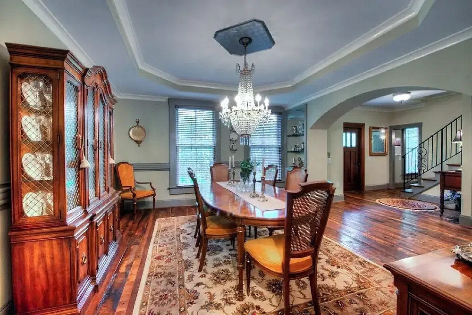 Historic Rugby Walk to All Things UVA