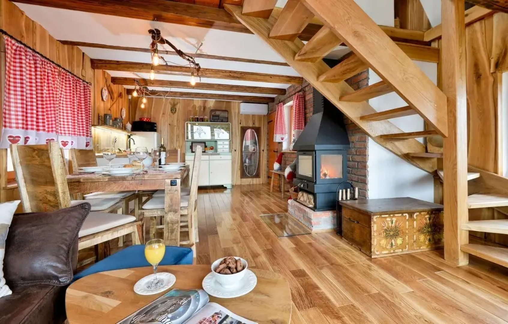 Awesome Home in Stubicke Toplice With 2 Bedrooms, Wifi and Outdoor Swimming Pool