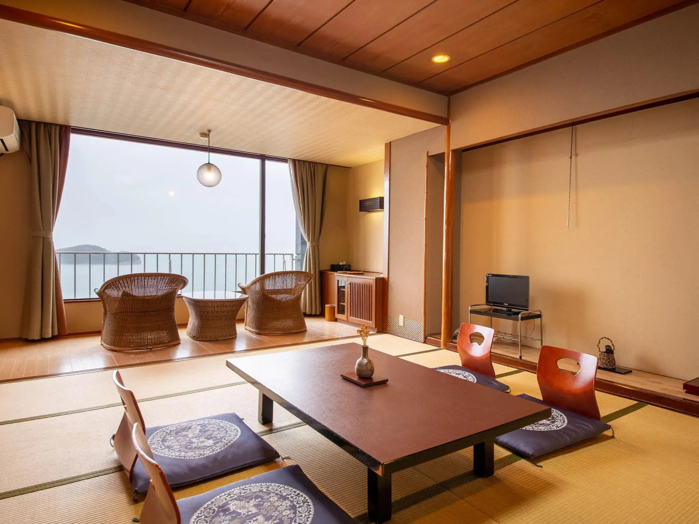 New Kankai Honkan Tenku Ocean View Hotel Kairo