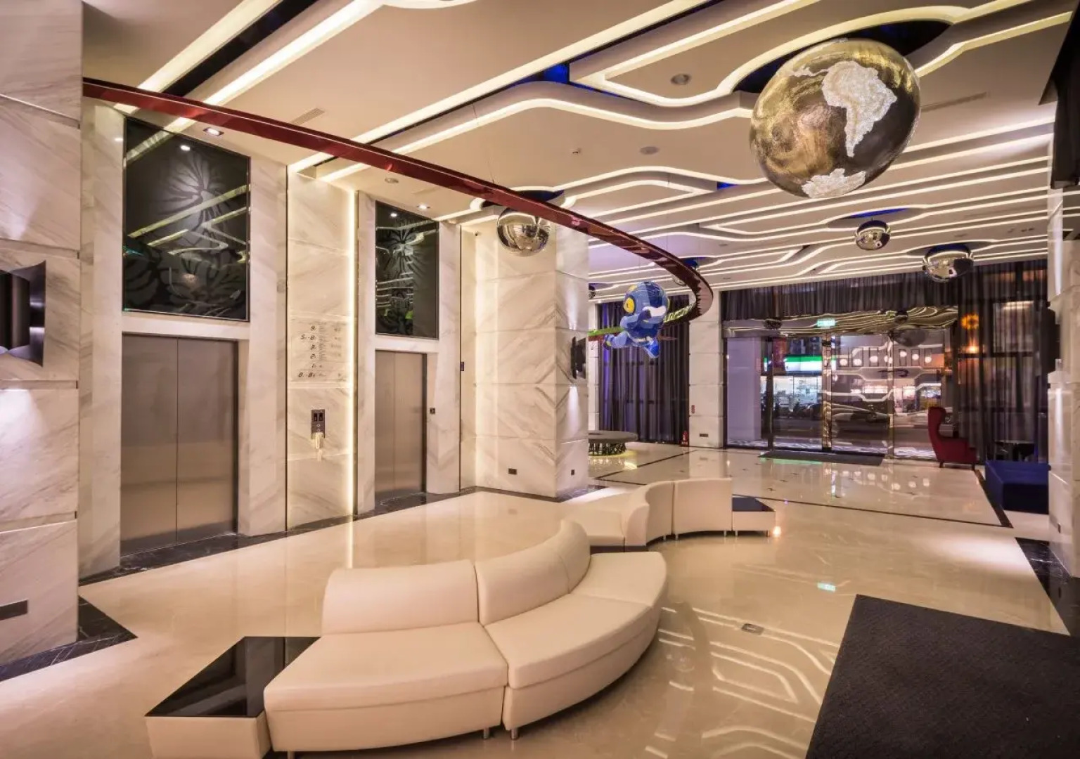 Guide Hotel Taichung ZiYou