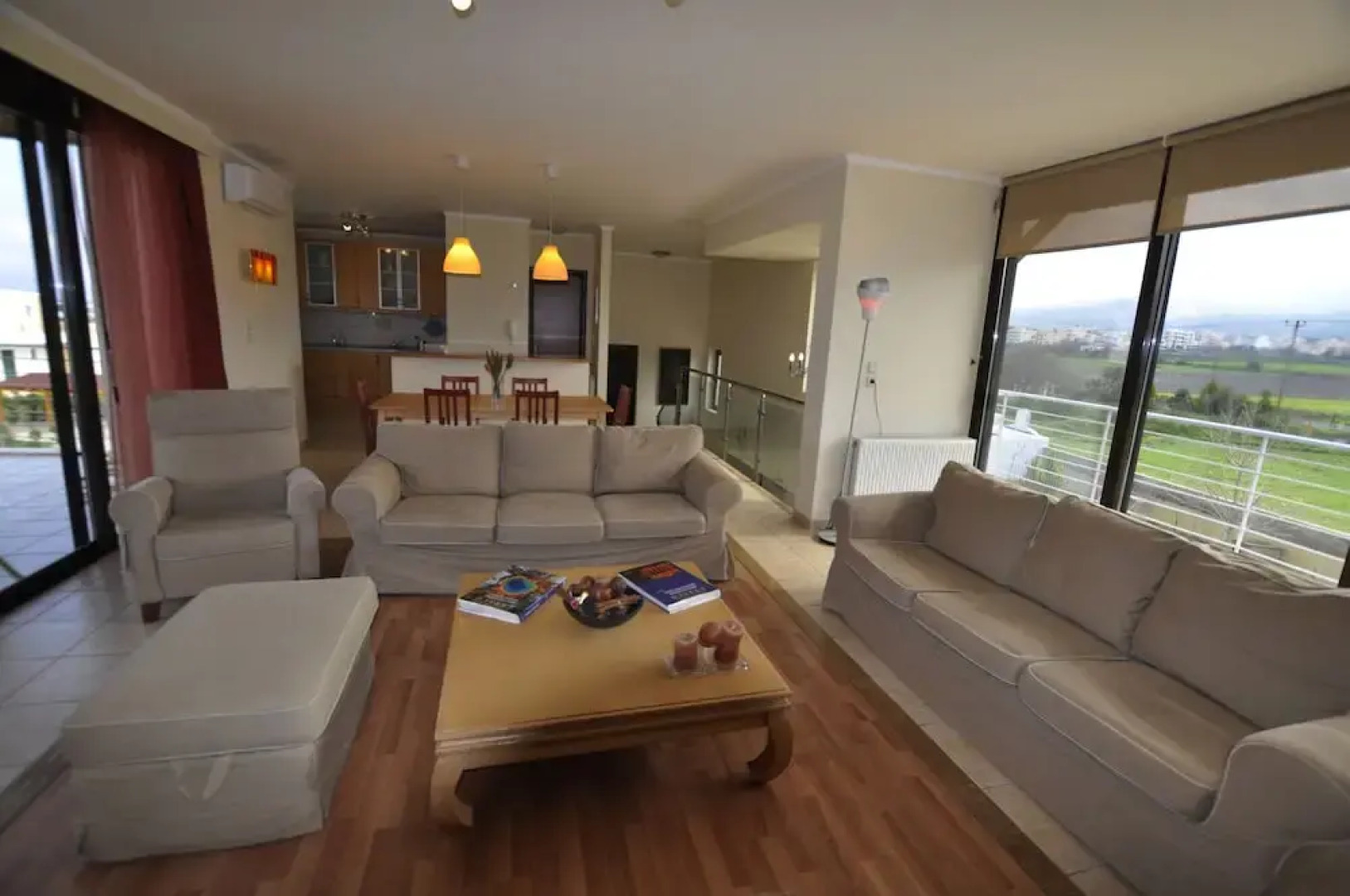 Xenos Villa 2. With 5 Bedrooms , Private Swimming Pool, Near the sea