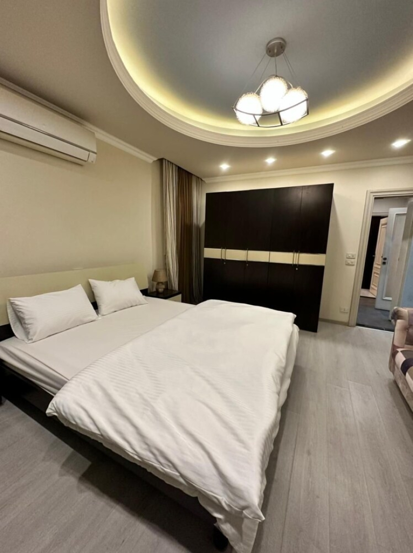 Beverly Hills Mansion