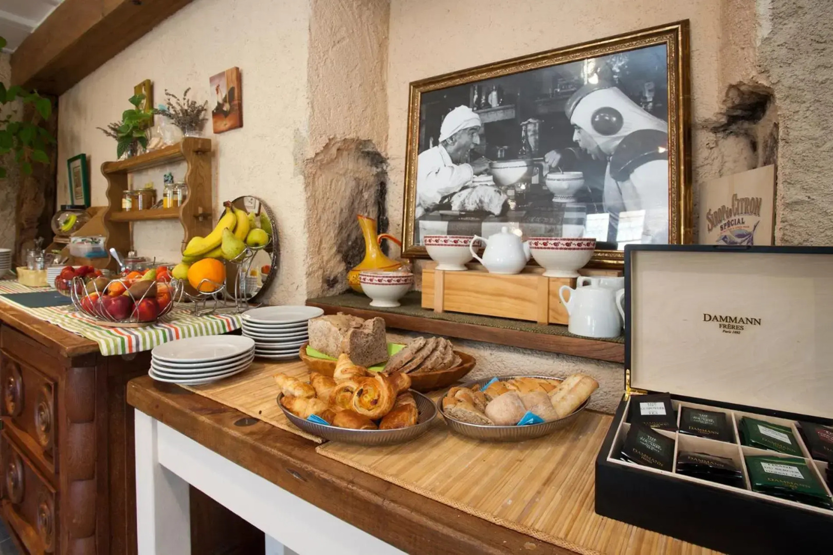 Logis Hôtel Le Lion d'Or