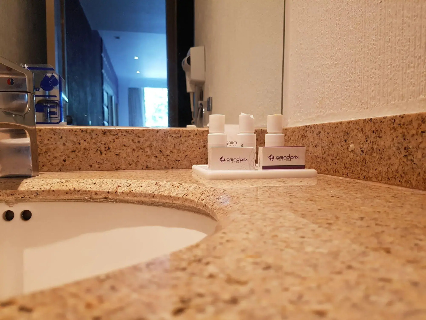 Grand Prix-WeEnjoyHotels-Aeropuerto