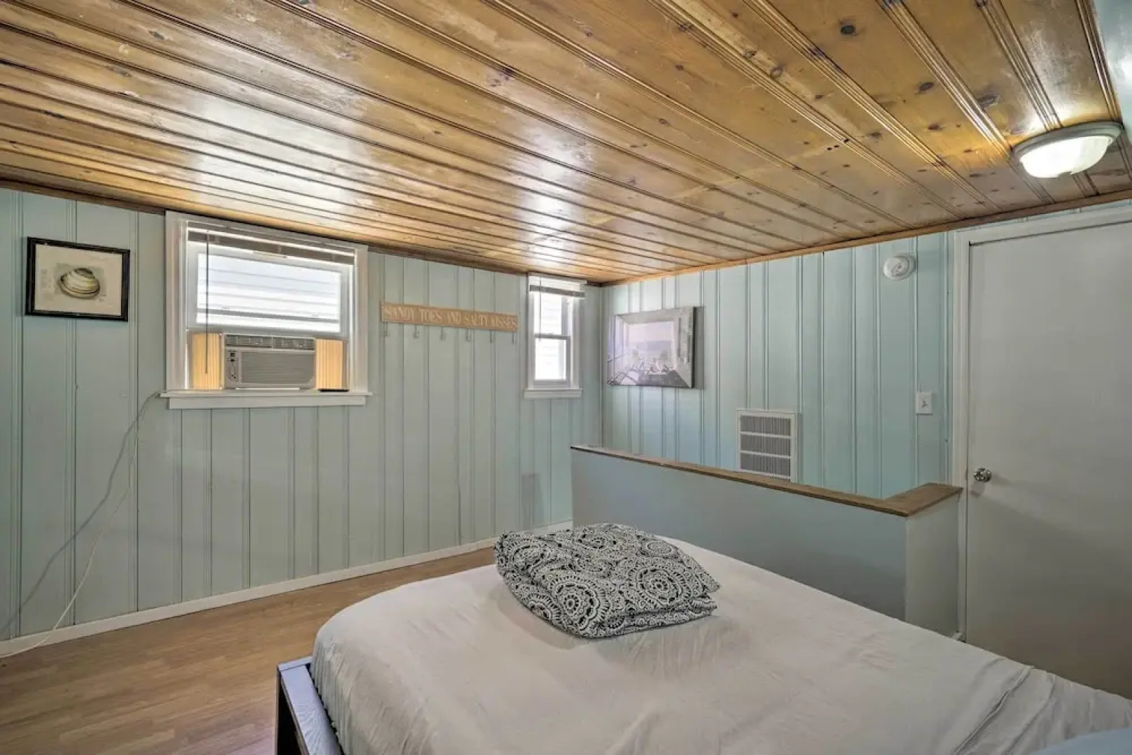 Inviting Seaside Heights Apt < 1 Mi to Beach!