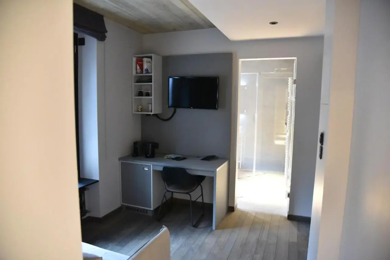 Luxaviation Crew Resort by Airfield