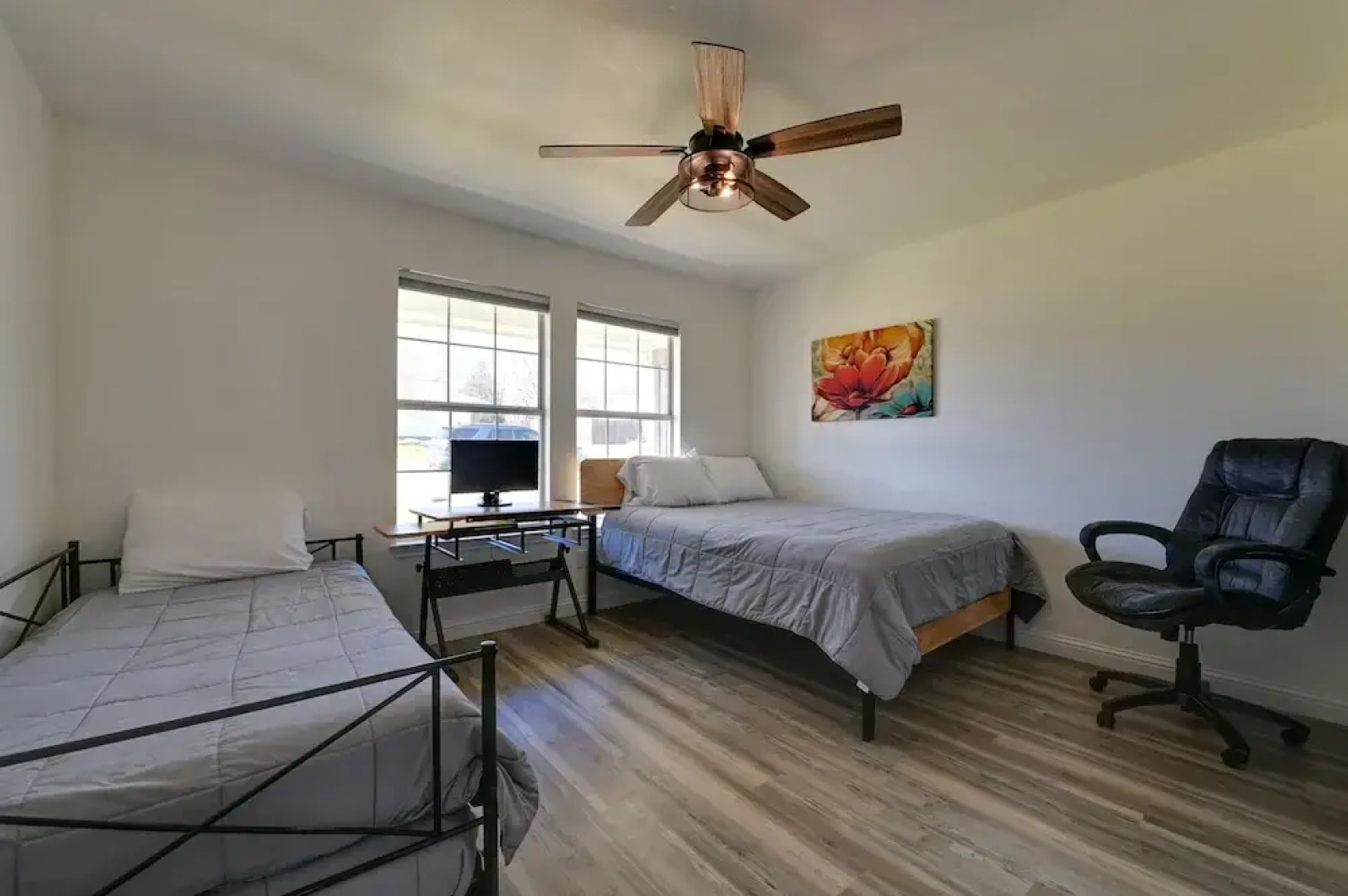 'little Elm Diamond' - Steps to Lewisville Lake!