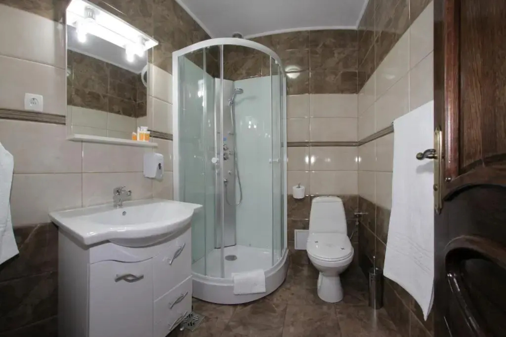 Hotel Rebis International