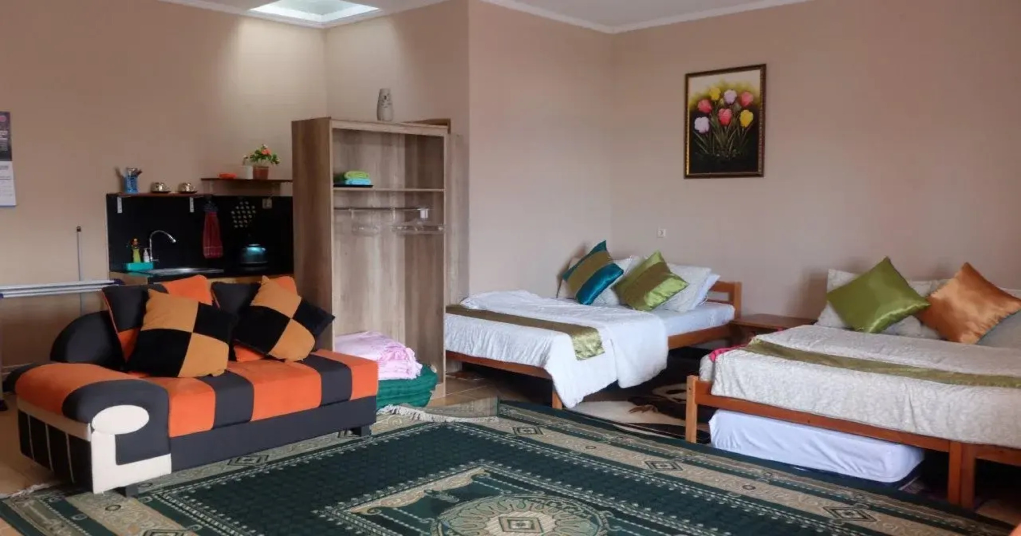 Lembur Incu Syariah Villa and Resto