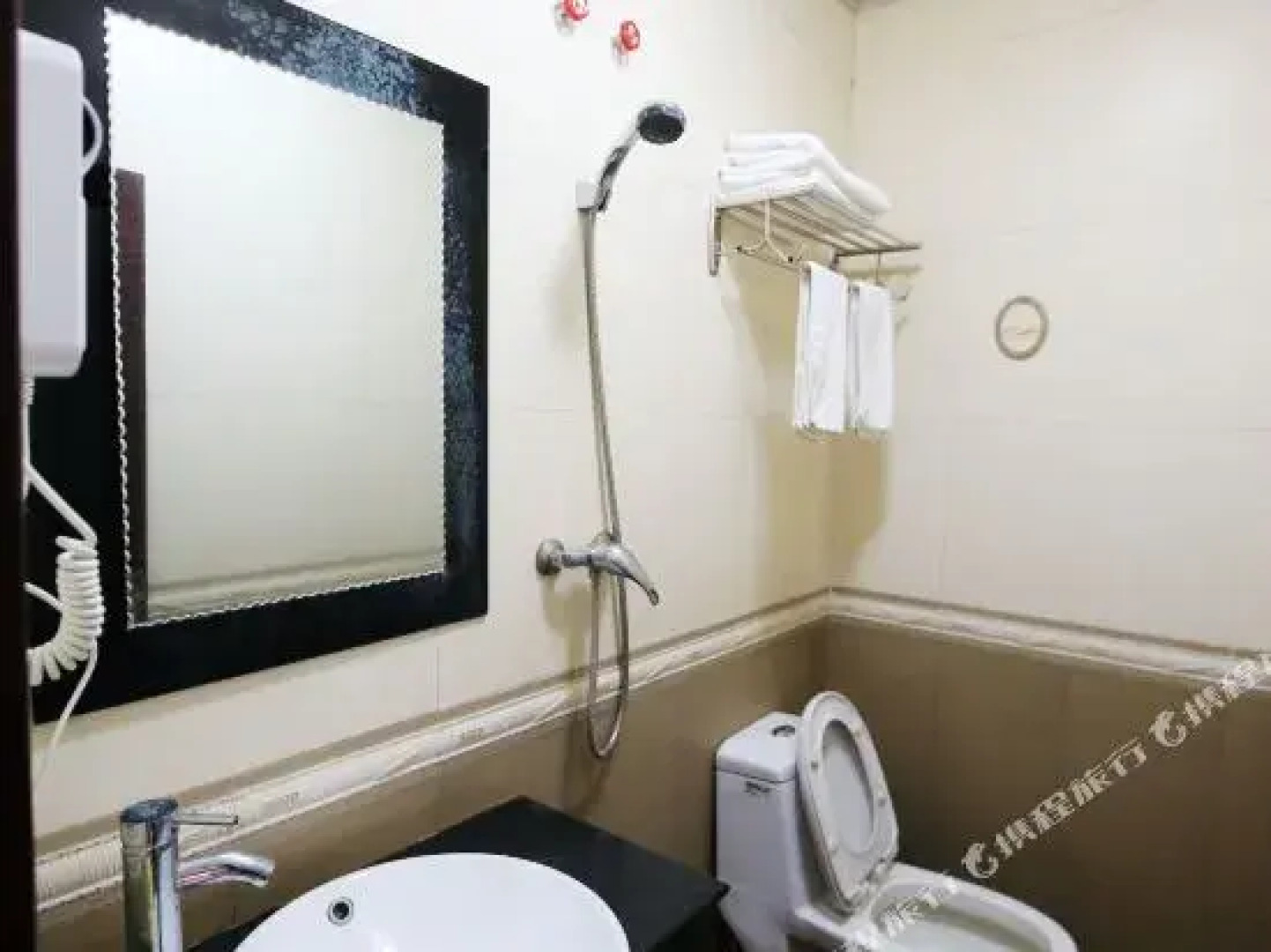 Phoenix Hotel (Xianyou Station Branch)