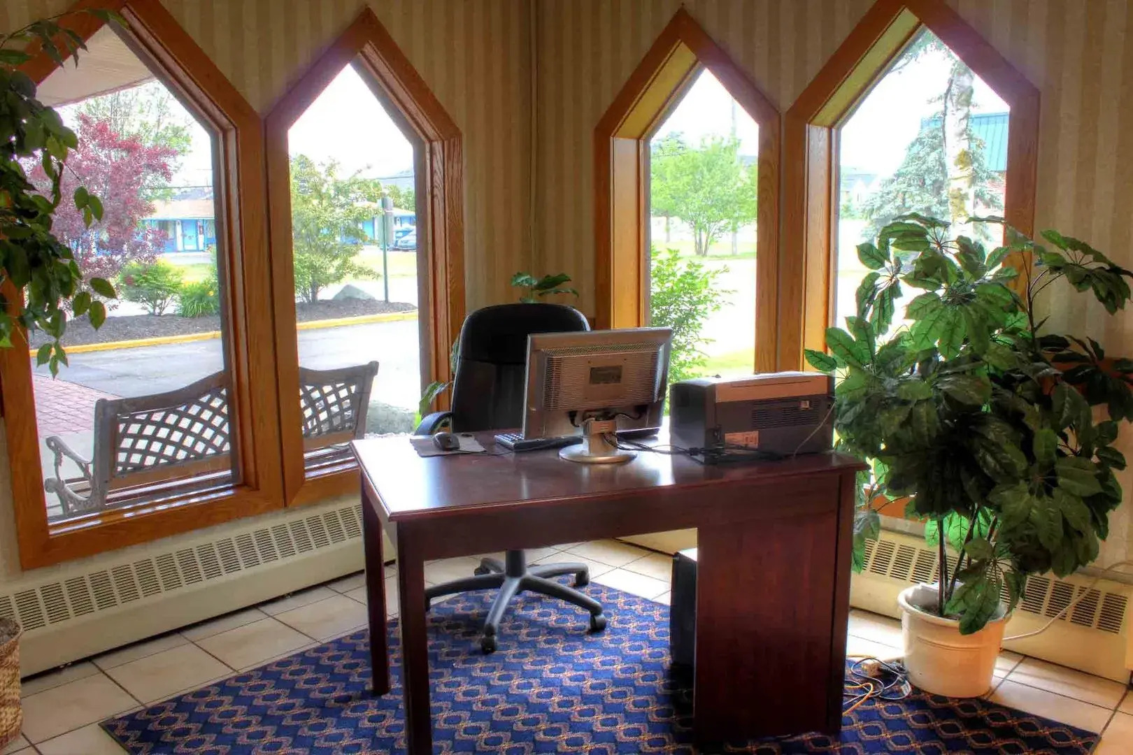 Best Western Woodhaven Inn