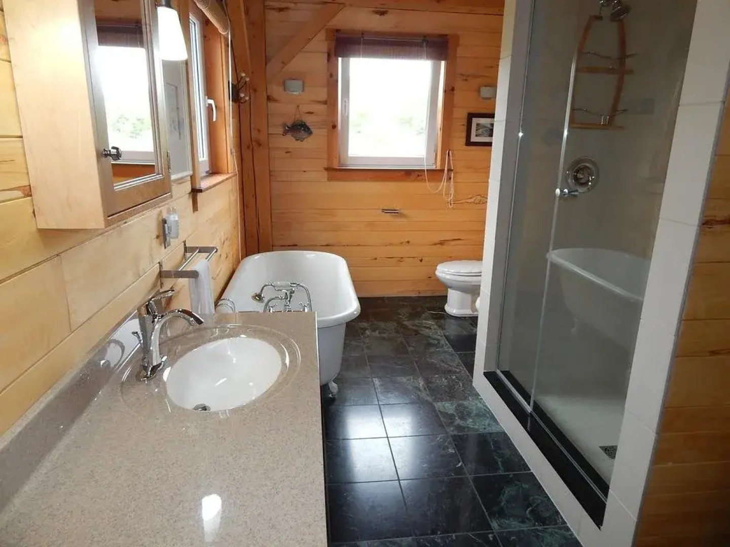 Blue Tin Roof Bed & Breakfast