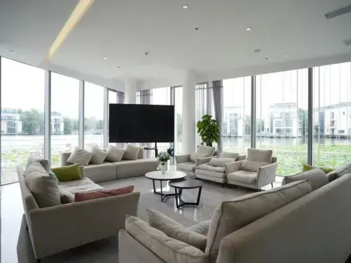 Yuehu YUEHU Zhenxuan International Resort Community