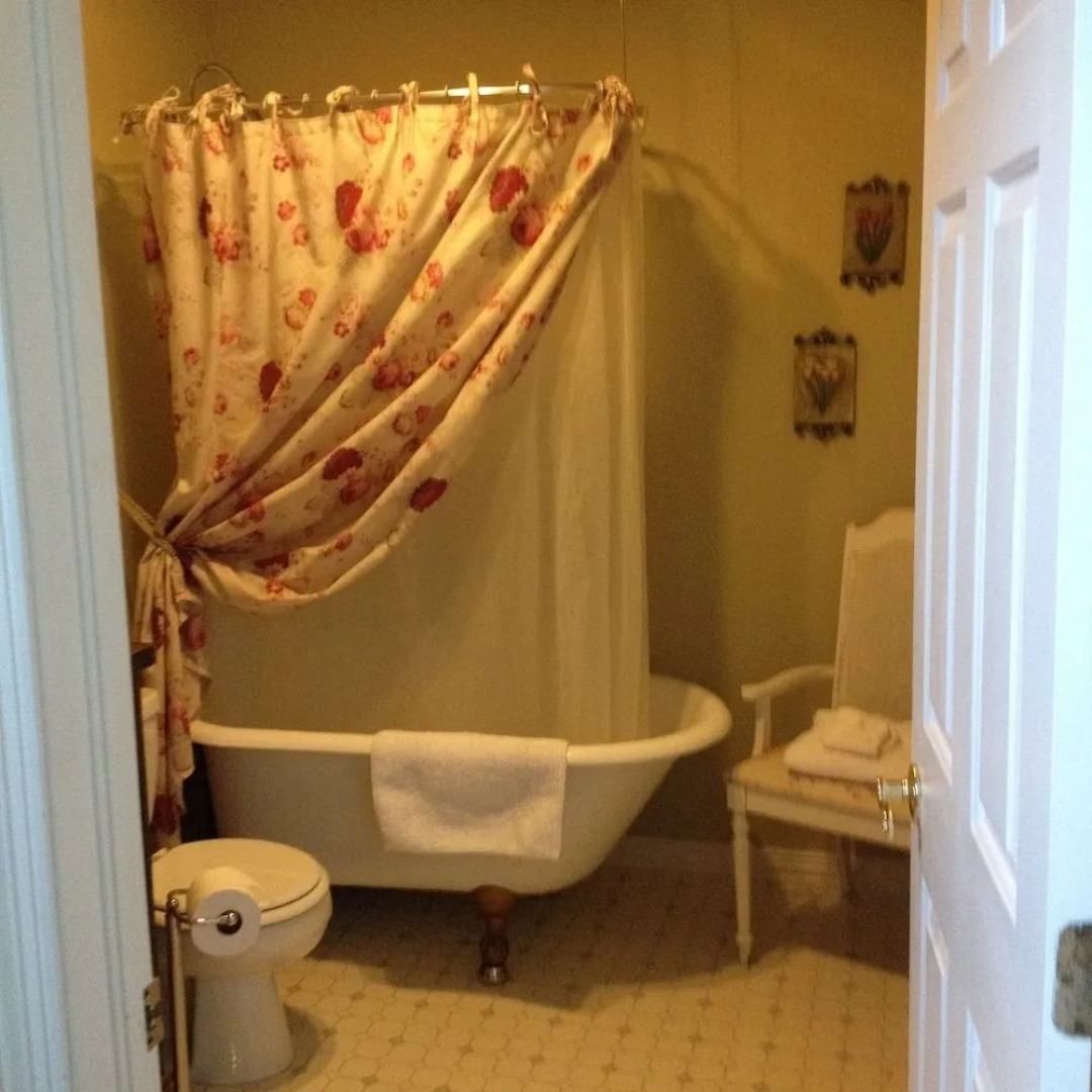 Miners Pick Bed and Breakfast