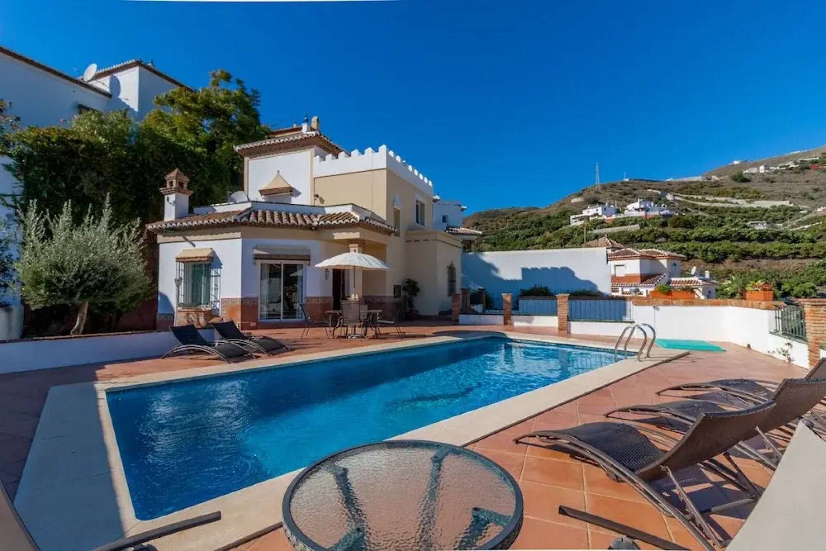 Villa Tamango Hill Canovas Nerja 9