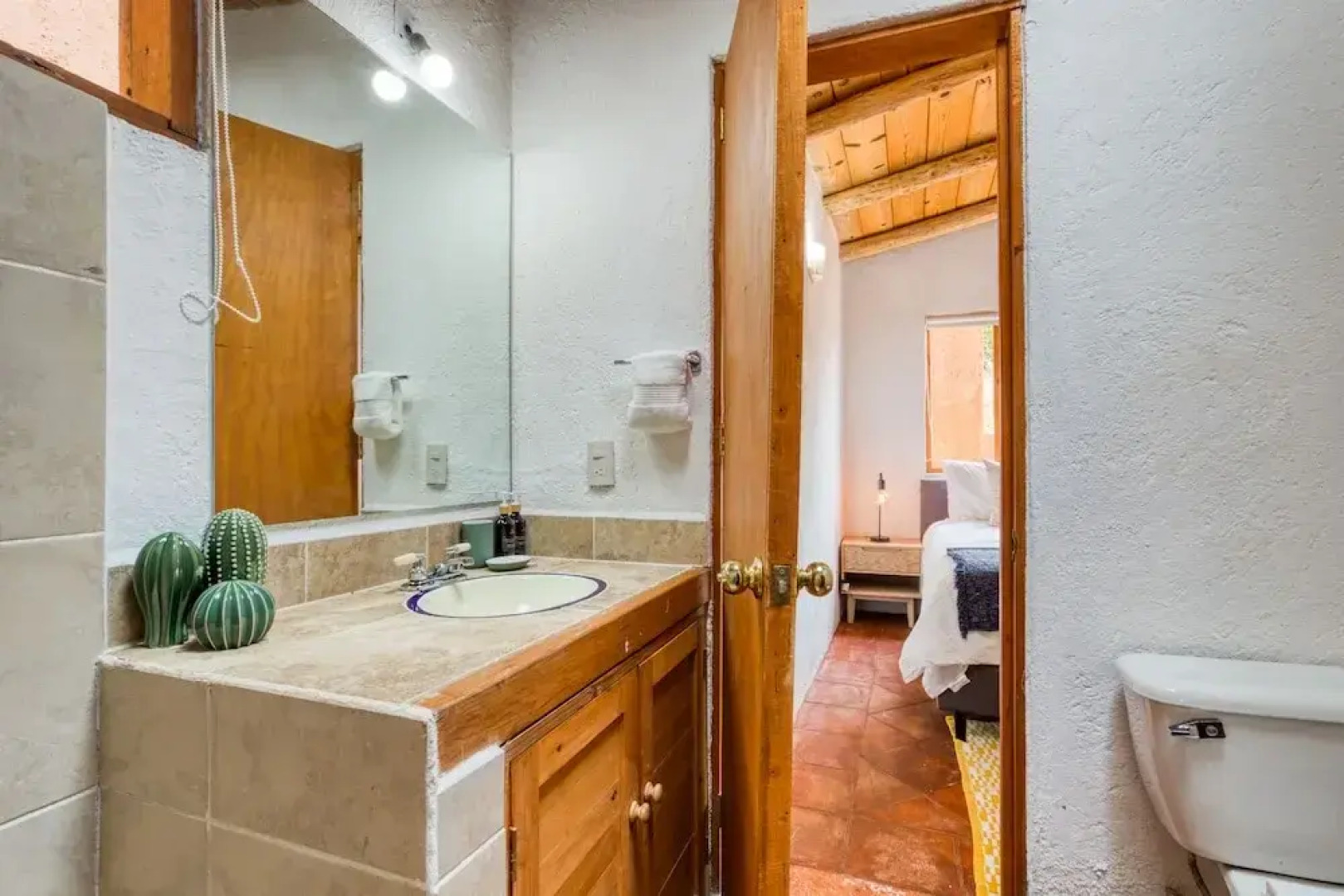 Luxury 3BR Cabin, Lakeview in Valle de Bravo