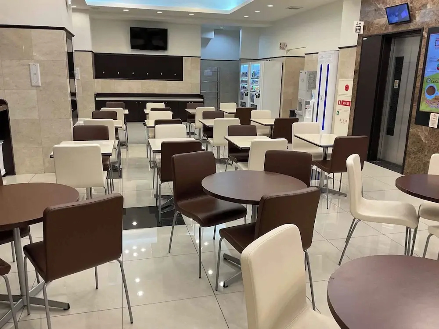 Toyoko Inn Tsukuba Express Nagareyama-Otakanomori Ekimae