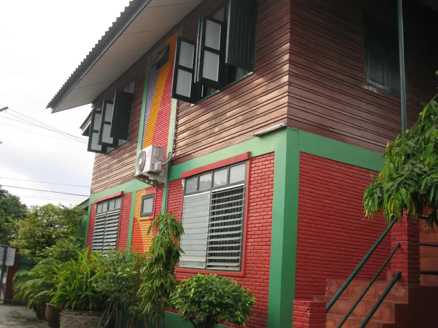 San Sook Place Guest House