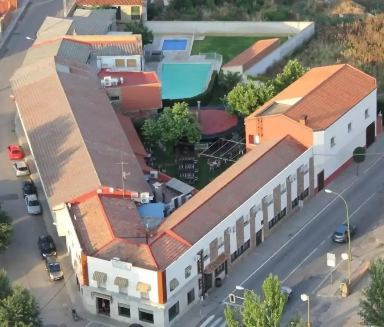 Hostal Restaurante Cuatro Caminos