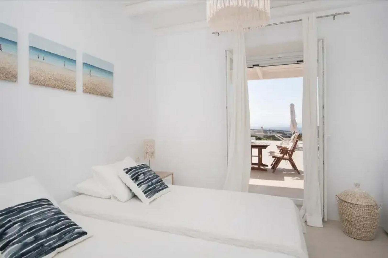 White Santa Maria Villa