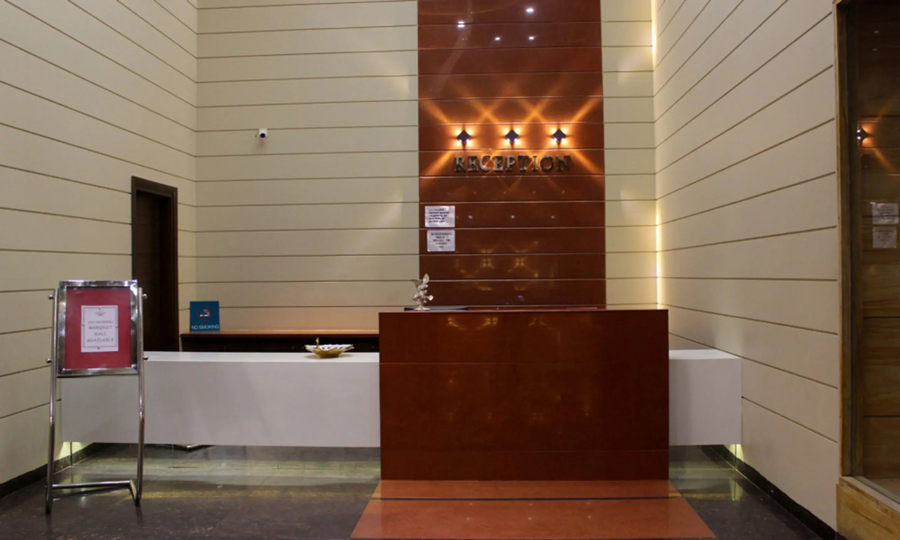 Palette - Sign Regency Hotel