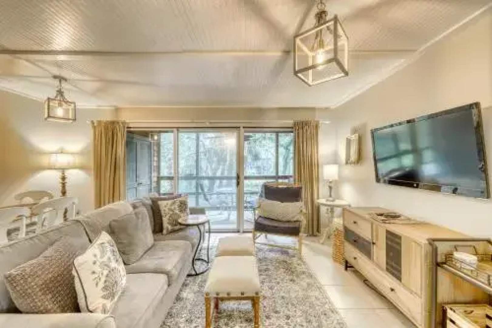 4250 Mariner's Watch Villa