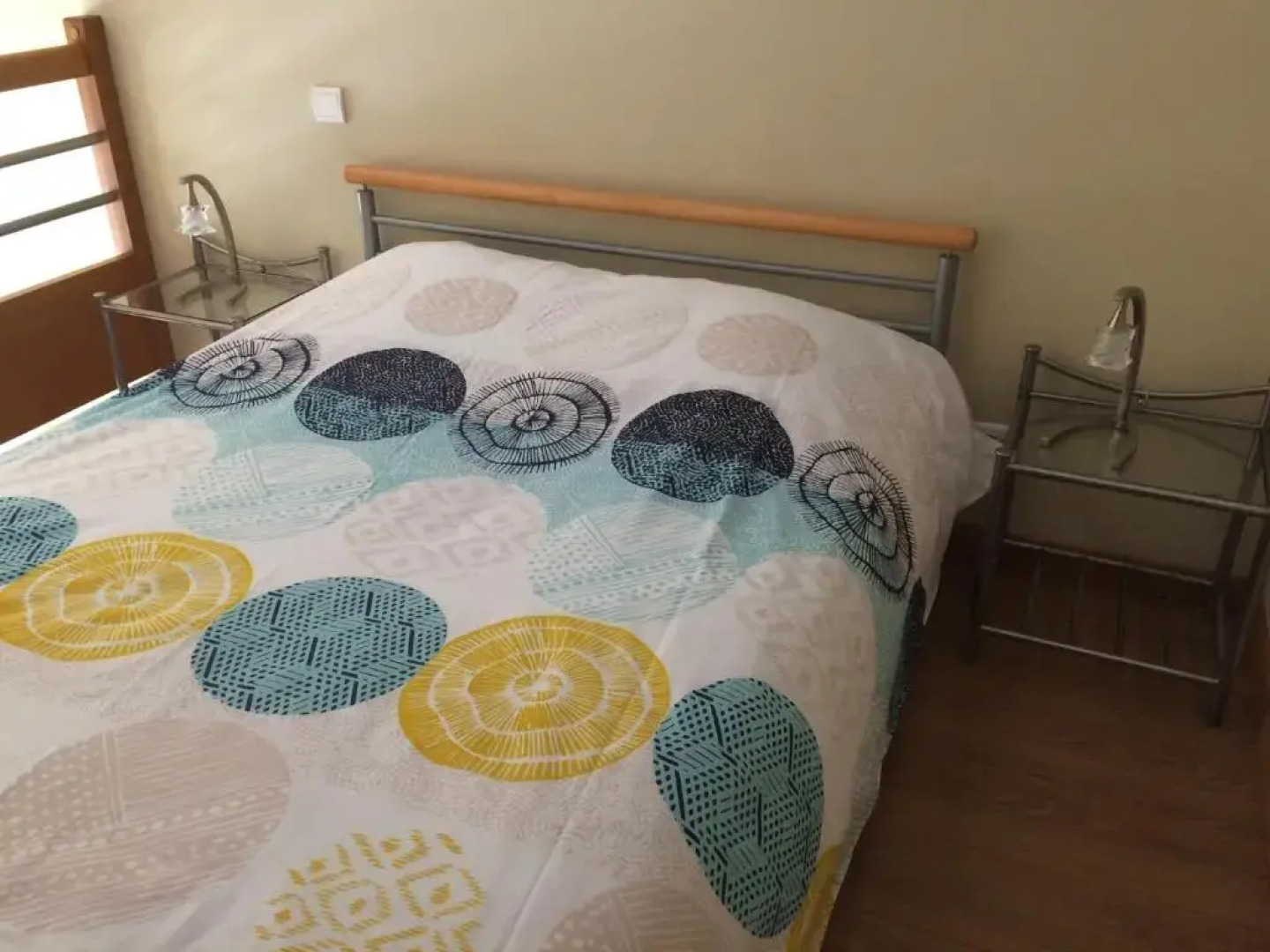 Front de mer les pieds dans l'eau