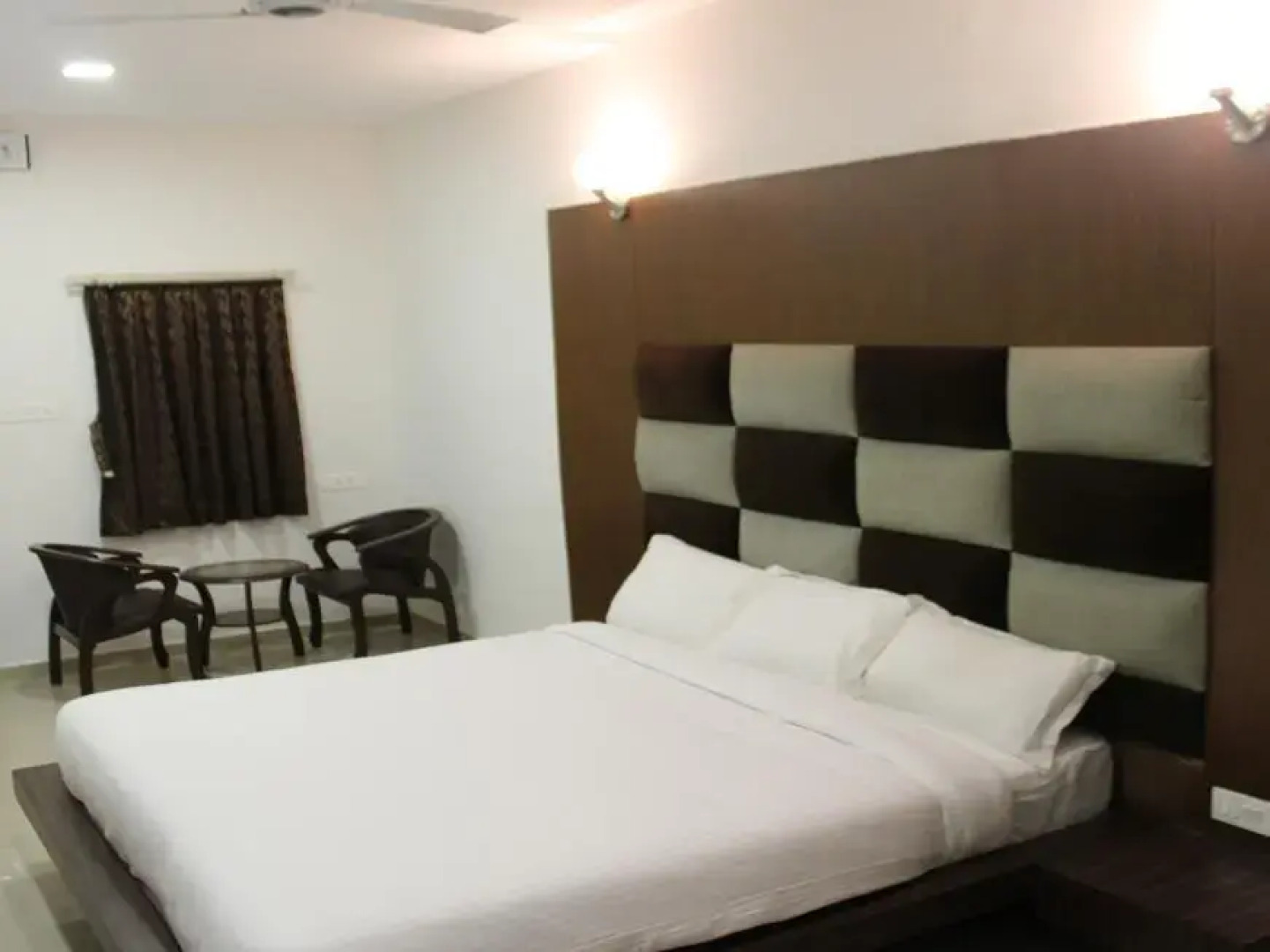 Banyan Paradise Resort