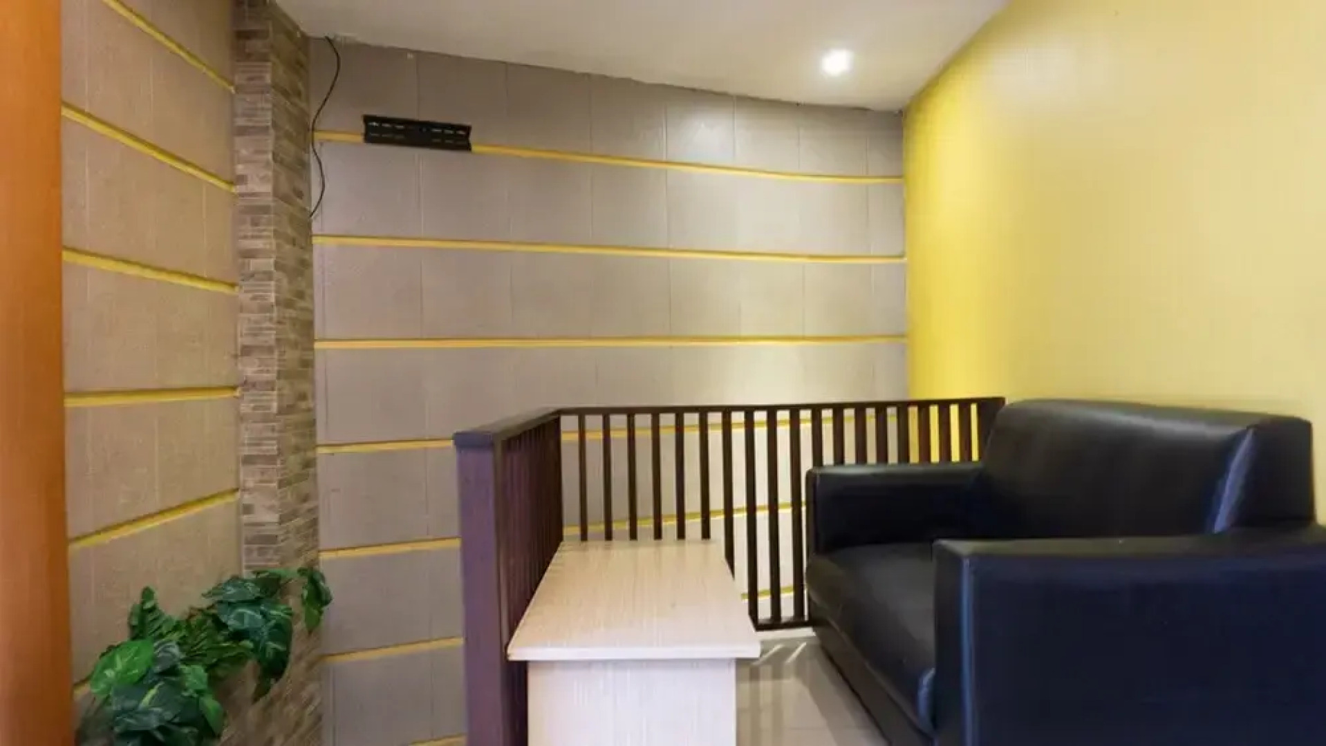 RedDoorz near Pelabuhan Jayapura