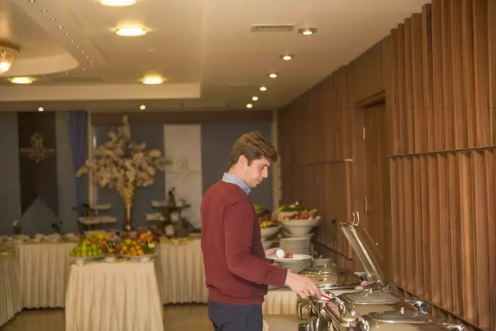 Ozgobek Ronesans Hotel De Luxe