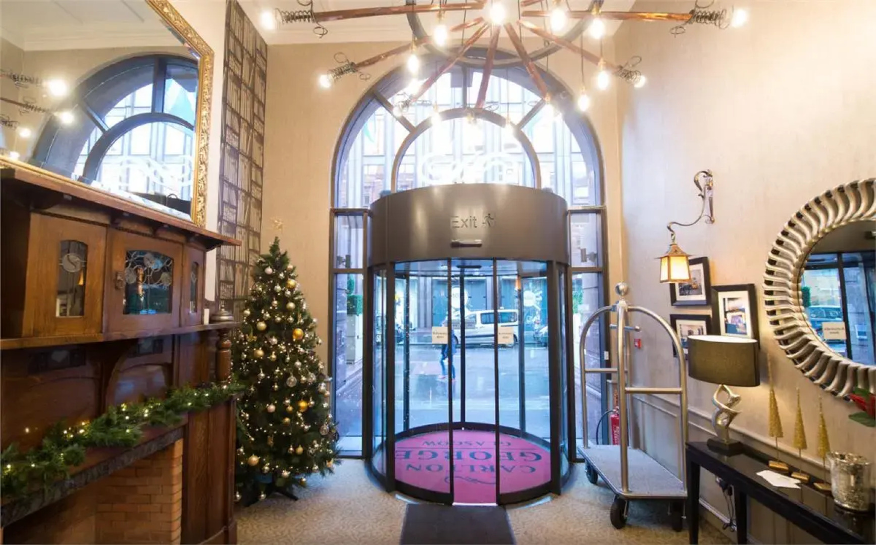 Carlton George Hotel