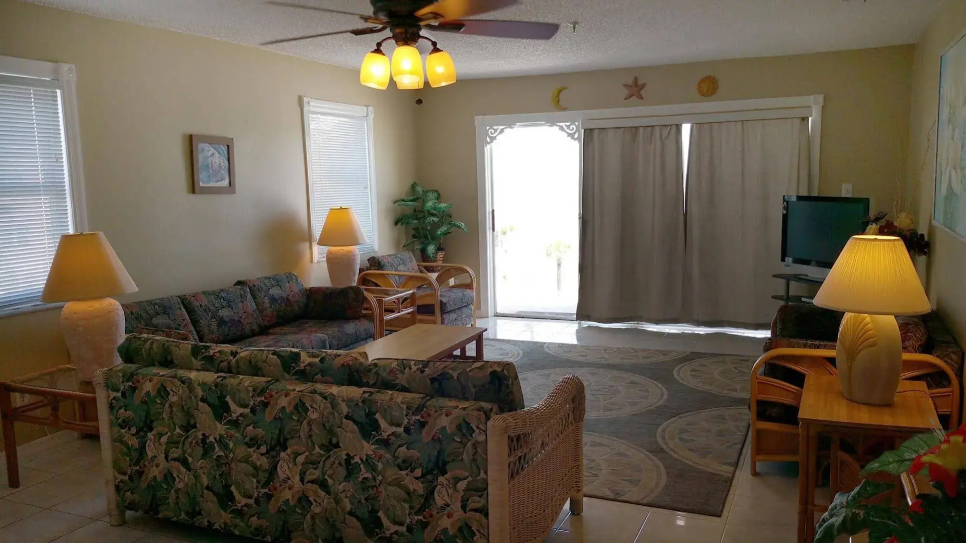 Seabreeze Condominiums