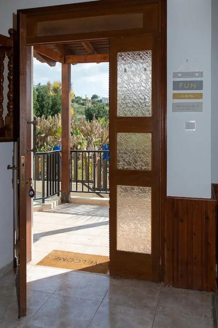 Coral Bay Sunkiss Villa