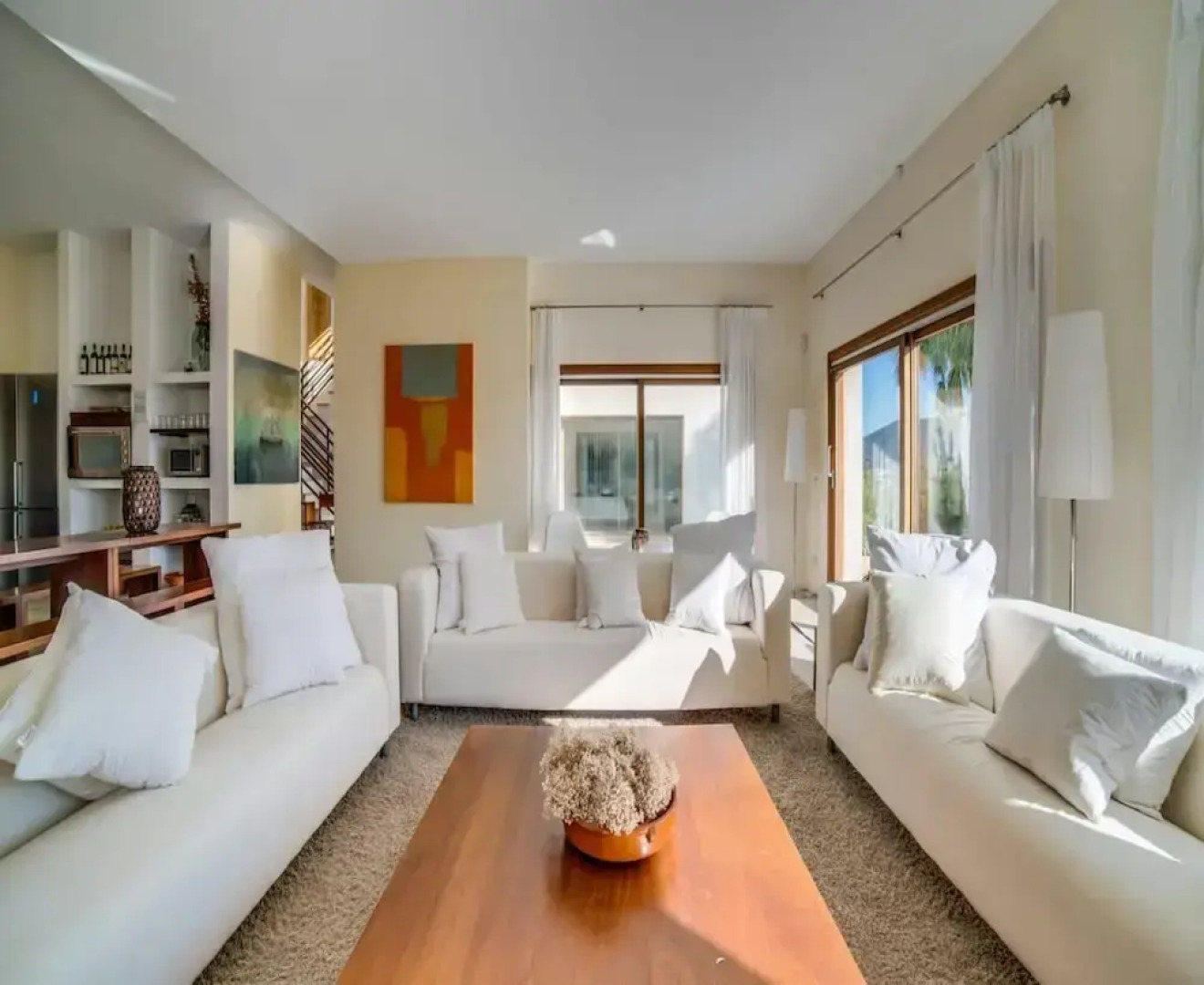 Spacious Villa With Infinity Pool