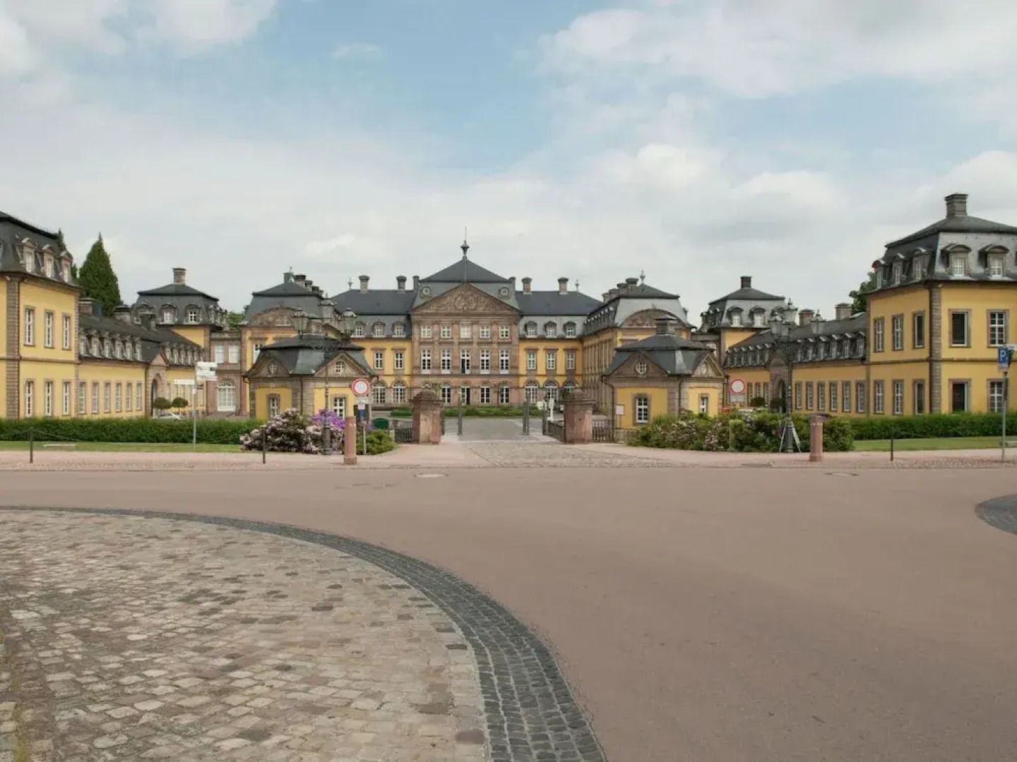 Spacious Holiday Home in Landau near Lake