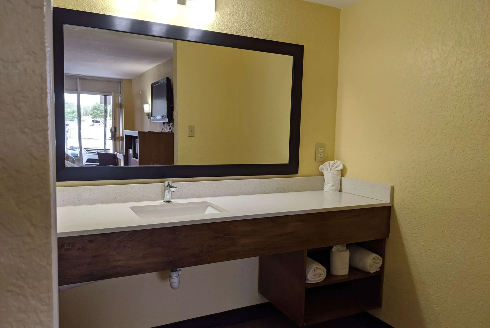 Days Inn by Wyndham Apopka/Orlando