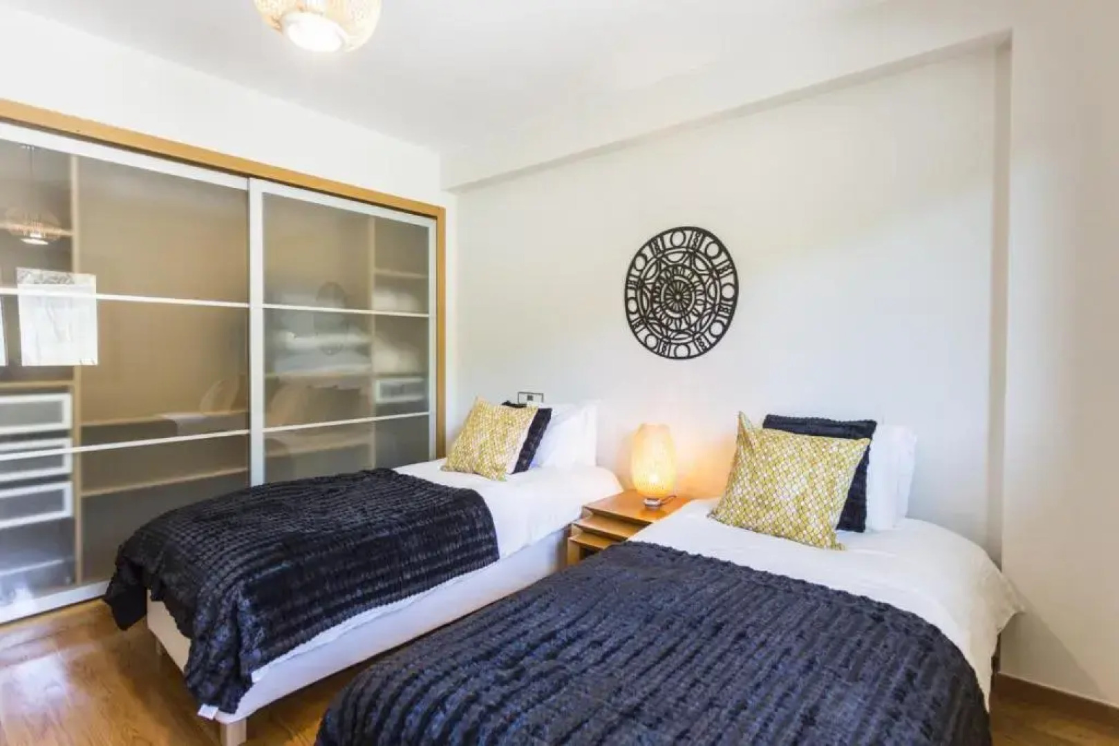 Estoril Queen s Apartment by Cadenzalux