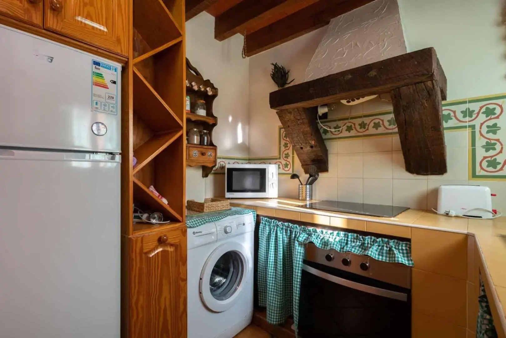 CASA ERNESTO Piscina Climatizada porche y garaje