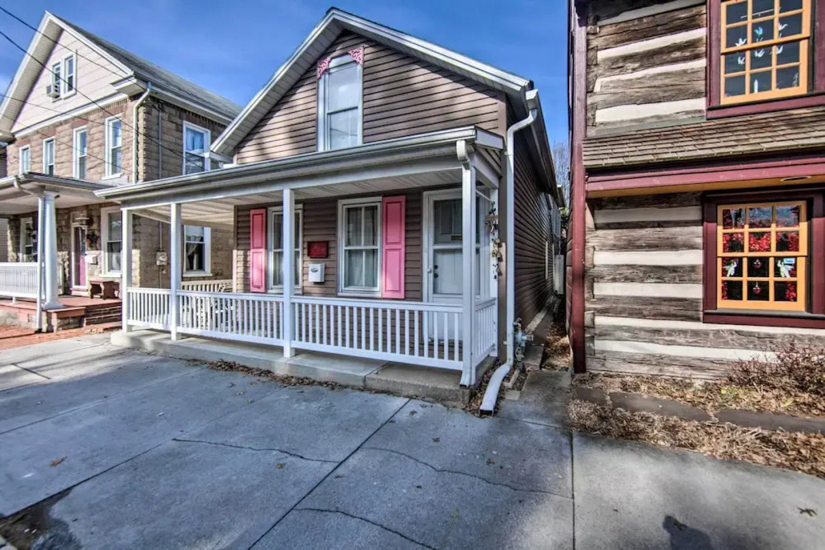 Central Hummelstown Apt: 4 Miles to Hershey Park!