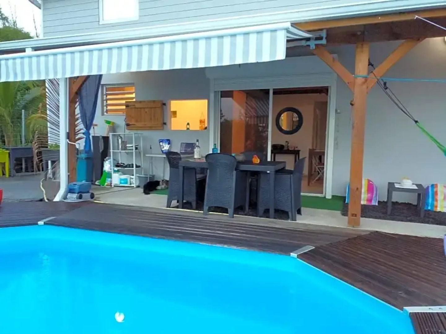 Chambre chez l'habitant avec piscine privative et vue panoramique sur la mer des cara¿s