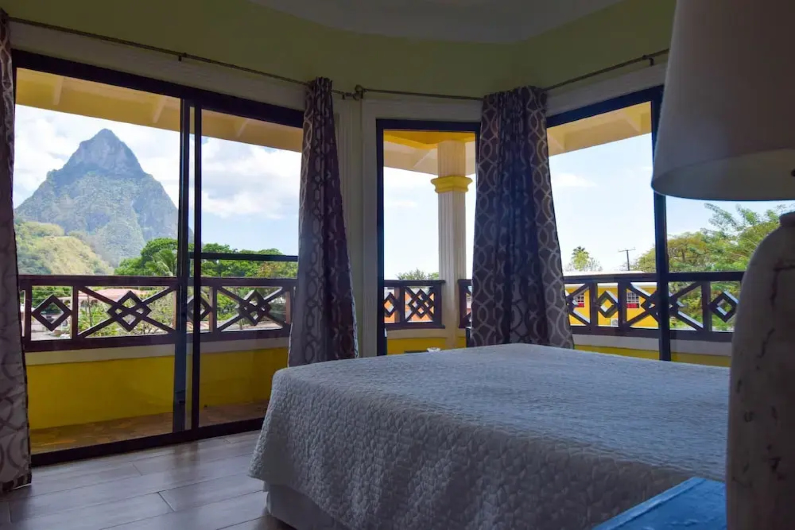 Sea Piton View Apartment