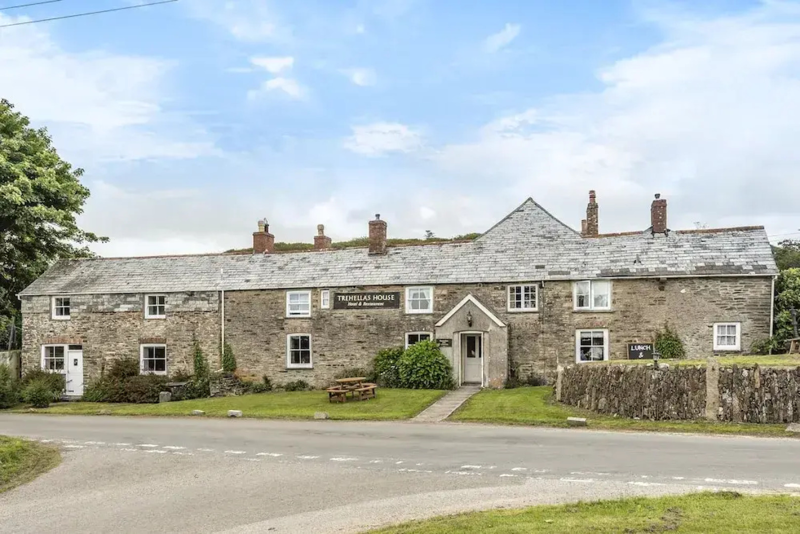 Trehellas House Hotel and Courthouse Restaurant