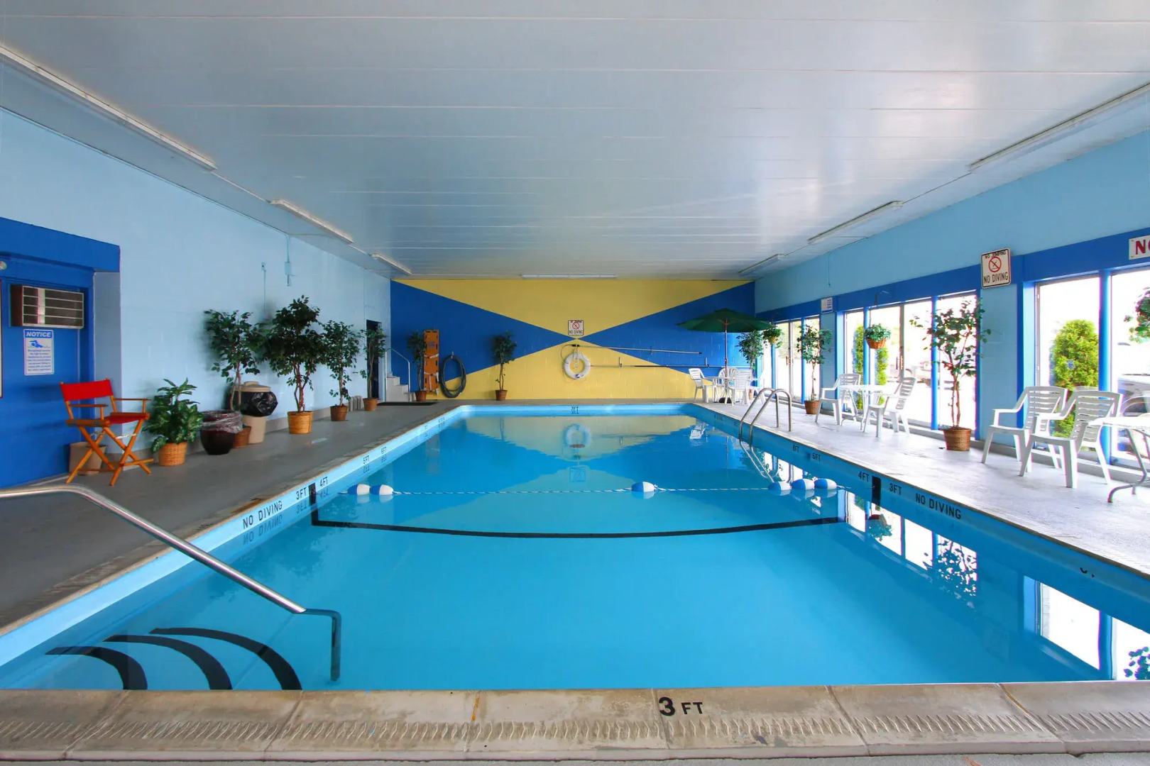 Ocean Street Inn on Hyannis Harbor