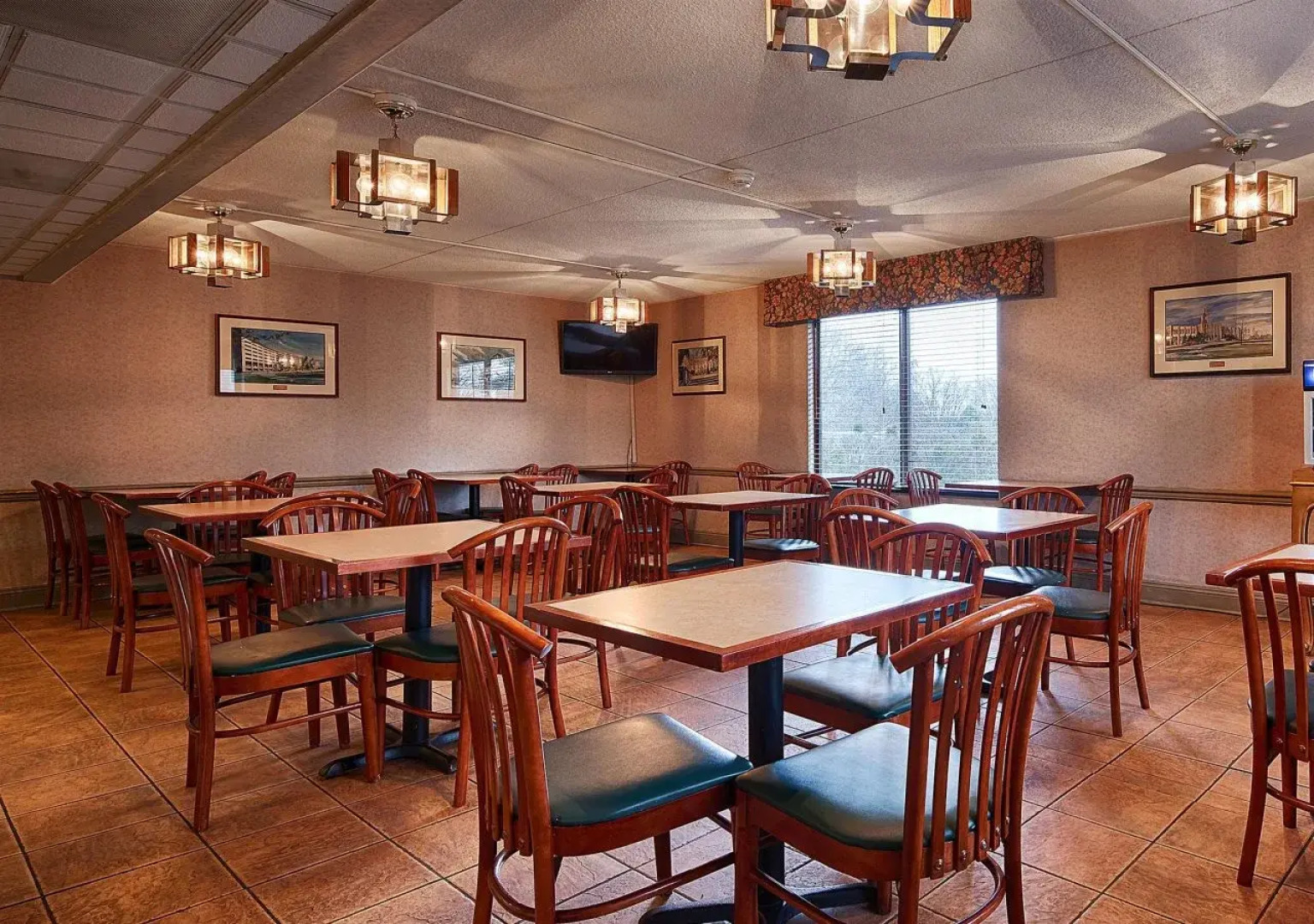 Spark by Hilton Hummelstown Hershey